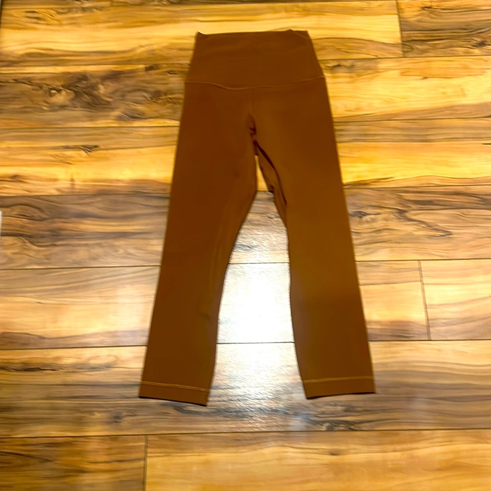 Lululemon Align nude beige leggings crop Sz 0